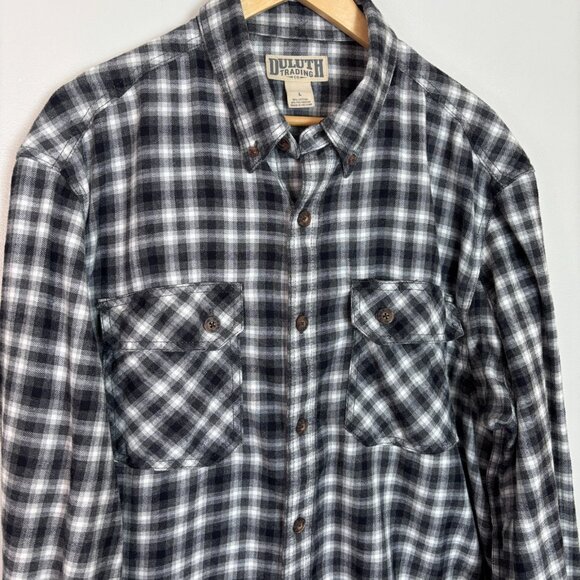 Duluth Trading Co Flannel Shirt Large Gray Plaid Cotton Blend Button-Front Men's - Picture 2 of 10